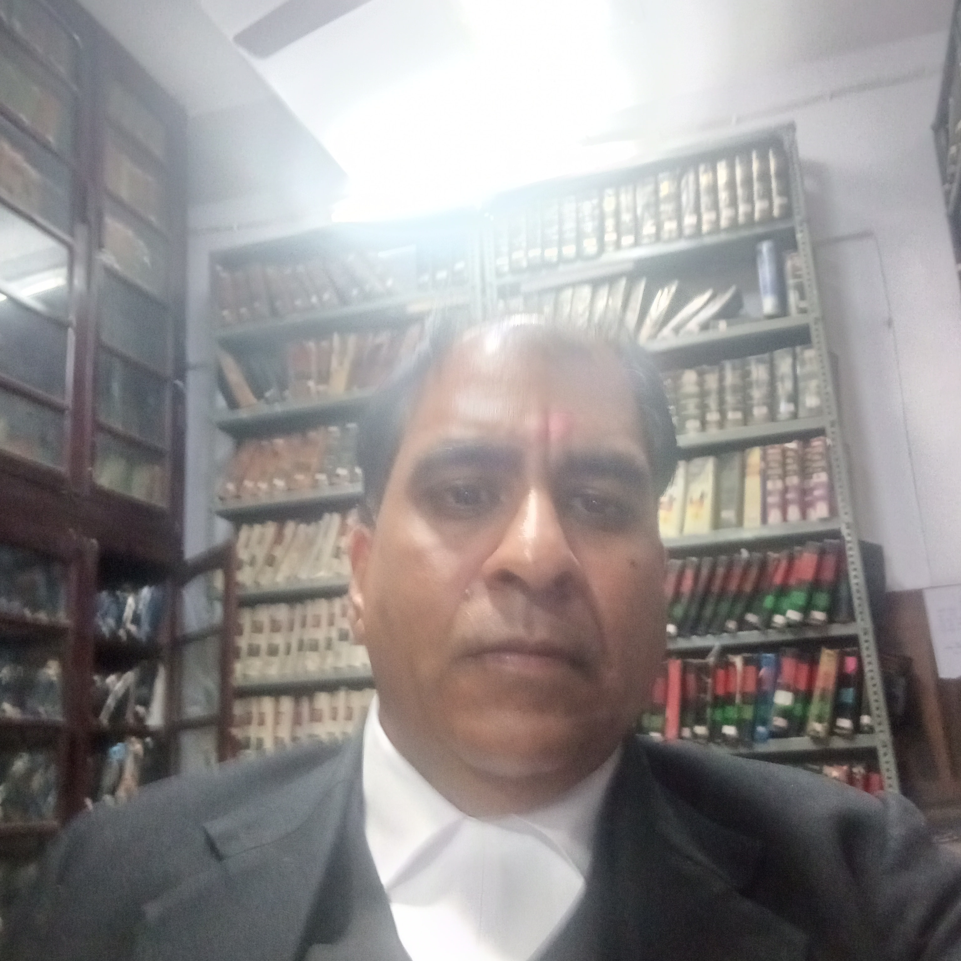 Lawyer in Jabalpur